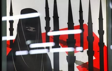 ۹ سال زندان برای زن سوئیسی عاشق داعش