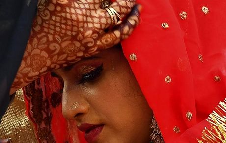 سن ۲۱ سالگی سن ازدواج دختران در هند تصویب شد