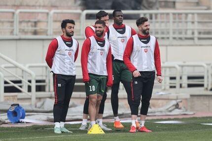 گل‌محمدی، نعمتی را از تمرین با پرسپولیسی‌ها منع کرد