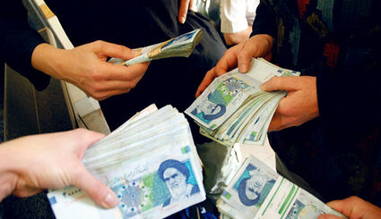 واریز حقوق نیروهای شرکتی همانند کارمندان دولتی از مهرماه