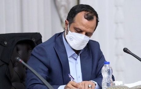 انتقاد وزیر اقتصاد از کم‌کاری بانک‌های خصوصی 