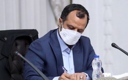 انتقاد وزیر اقتصاد از کم‌کاری بانک‌های خصوصی 