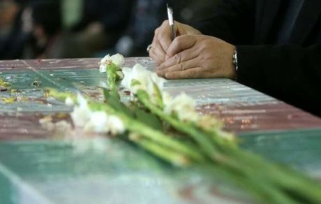 پیکر شهید پاسدار مدافع امنیت در سنندج تشییع شد