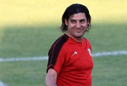 مهاجم سابق پرسپولیس، سرمربی موقت صنعت نفت شد