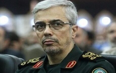 سرلشکر باقری: فعالیت نیروهای مسلح ادامه می‌یابد تا با دوره احتمالی اوج کرونا غافلگیر نشویم