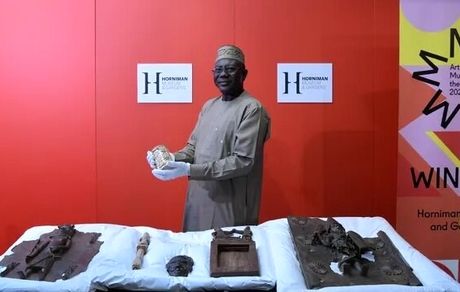 انگلیس آثار غارت‌شده نیجریه را پس داد