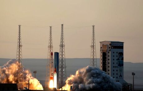 آلمان: ایران فعالیت‌های فضایی‌اش را متوقف کند