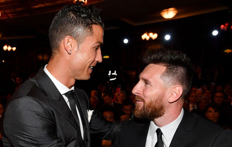 مسی: اینکه می‌گویند ما در رختکن بارسا قدرت داریم، دروغ است