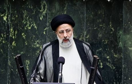 رئیسی: یکی از نکات مهم برنامه هفتم توسعه، مردم‌پایه بودن است