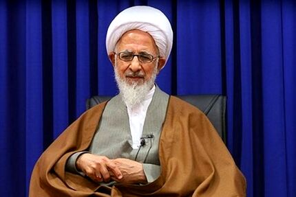بر همگان واجب است این مملکت را با کرامت اداره کنند