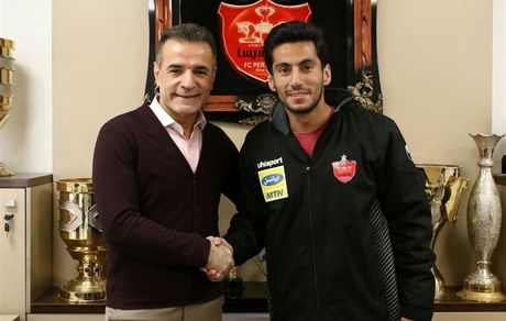 شیری با پرسپولیس تمدید کرد