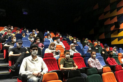 سینماها فعال هستند