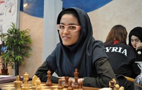 غزل حکیمی‌فرد هم از ایران مهاجرت کرد