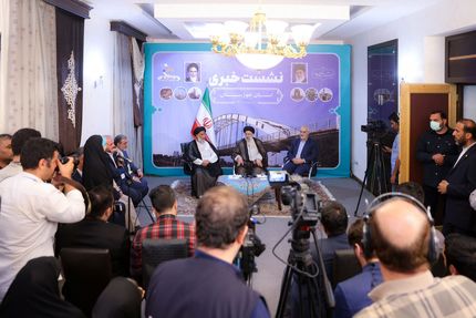 دولت به طور دائم در حال ارزیابی عملکرد مدیران است