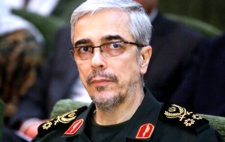 خط و نشان قاطع رئیس ستاد کل نیروهای مسلح برای منافقین