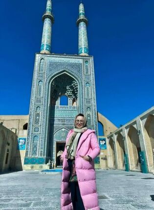بانوی خیر چینی در ایران مدرسه می‌سازد