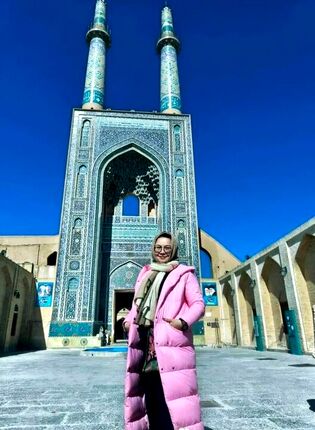 بانوی خیر چینی در ایران مدرسه می‌سازد