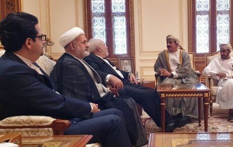 ظریف و وزیر دفتر سلطان قابوس دیدار کردند