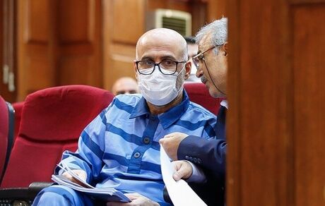 وکیل یکی از متهمان دادگاه طبری: موکلم توبه کرده است/ ۵ قطعه زمین در بابلسر به نام همسر طبری
