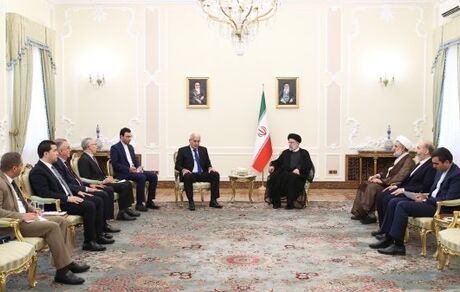 ایران و الجزایر می‌توانند همکاری‌های بین‌المللی مفیدی به نفع ملت‌های خود و جهان اسلام داشته باشند