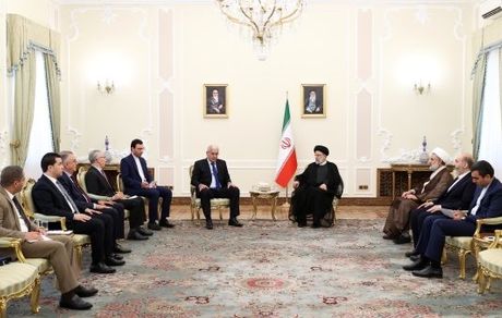 ایران و الجزایر می‌توانند همکاری‌های بین‌المللی مفیدی به نفع ملت‌های خود و جهان اسلام داشته باشند