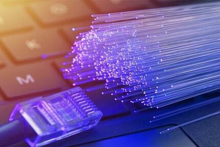 انعقاد بزرگترین قرارداد توسعه فیبر نوری کشور در تبریز 