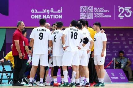 تیم ملی هندبال مردان ایران با حضور لژیونرها به بحرین رفت
