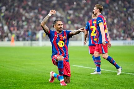 ادامه یکه تازی بارسلونا در لالیگا با درخشش رافینیا