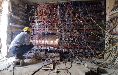 کشف یک مرکز رمز ارز غیرمجاز در بویراحمد که معادل ۷۰۰ خانوار برق مصرف می‌کرد