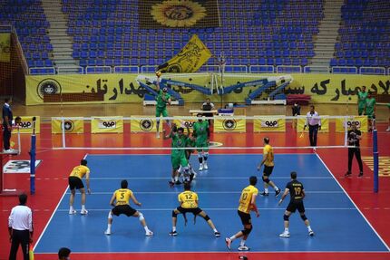 اصفهانی‌ها خرید ویدئوچک را تکذیب کردند