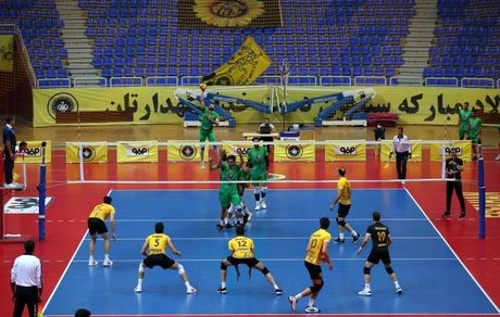 اصفهانی‌ها خرید ویدئوچک را تکذیب کردند