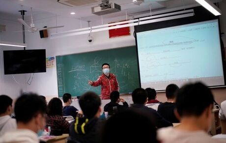 بعد از پایان قرنطینه کرونایی، مدارس شانگهای ماه آینده بازگشایی می‌شود