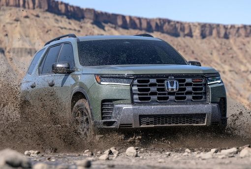 هوندا از نسخه فیس لیفت شده خودروی شاسی بلند پایلوت رونمایی کرد