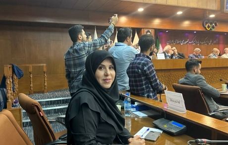 زهرا اینچه‌درگاهی رئیس فدراسیون ژیمناستیک شد
