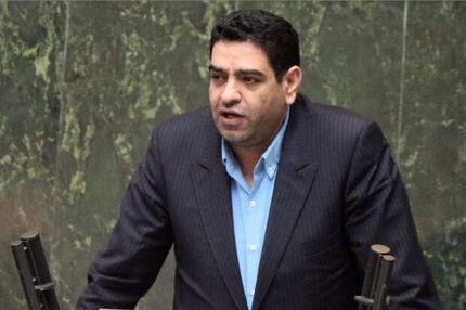 یک عضو فراکسیون امید خواستار ضرورت برخورد قانونی با سفیر انگلیس شد