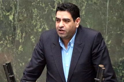 یک عضو فراکسیون امید خواستار ضرورت برخورد قانونی با سفیر انگلیس شد