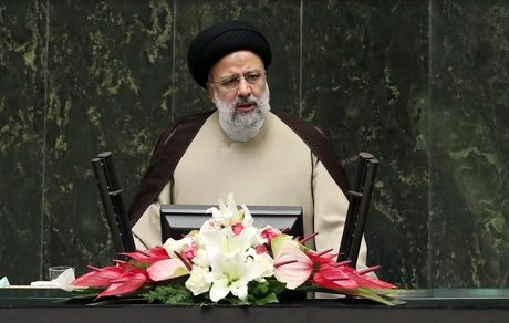 هدف‌گذاری رشد اقتصادی ۸ درصدی در بودجه ۱۴۰۱ / در ادوار قبلی اقتصاد کشور را به اراده بیگانگان گره زده بودند