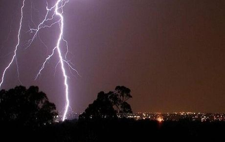 صاعقه جان یک دزفولی را گرفت