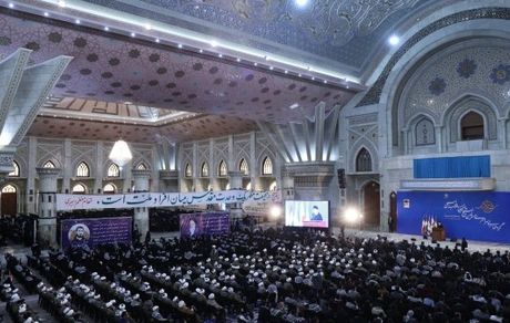 برخورداری از تفکر بسیجی ضامن رفع مشکلات اقتصادی و کارآمدی نظام اداری کشور است