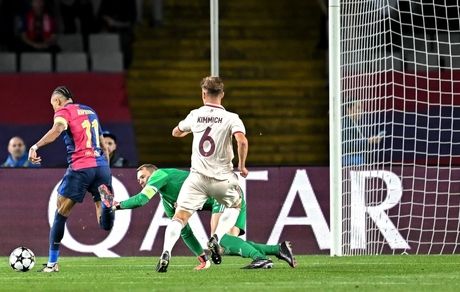 لیگ قهرمانان اروپا: بارسلونا از بایرن مونیخ انتقام گرفت / منچستر سیتی حریفش را در هم کوبید / اینتر با طارمی به سختی برد