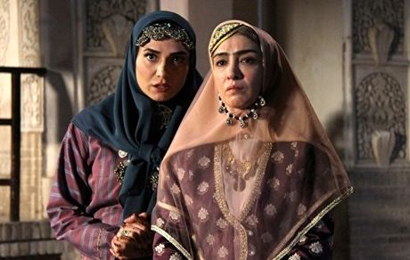 واکنش تهیه کننده «بانوی عمارت» به ادعای کارگردان مبنی بر سفارشی بودن فیلمنامه فصل دوم سریال 