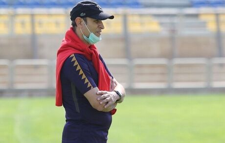 گل‌محمدی: پرسپولیس دشمنان قسم خورده دارد