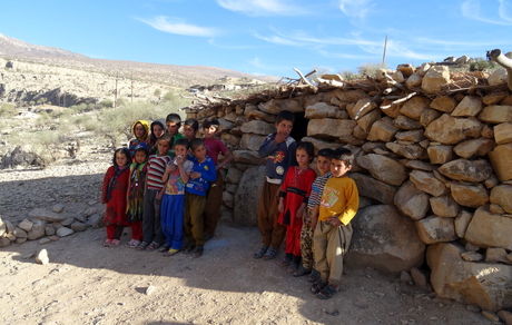دیگر تا سه ماه آینده مدرسه سنگی نخواهیم داشت
