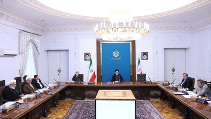 حقوق گمرکی تجهیزات و ملزومات پزشکی کاهش و مهلت تسلیم اظهارنامه‌های مالیاتی تمدید شد