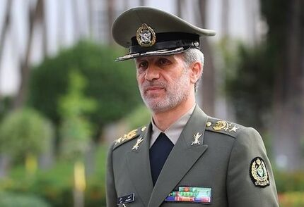 وزیر دفاع : در حمله موشکی به پایگاه عین‌الاسد، به ۱۰۰ درصد اهداف خود رسیدیم