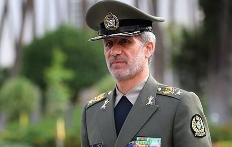 وزیر دفاع : در حمله موشکی به پایگاه عین‌الاسد، به ۱۰۰ درصد اهداف خود رسیدیم