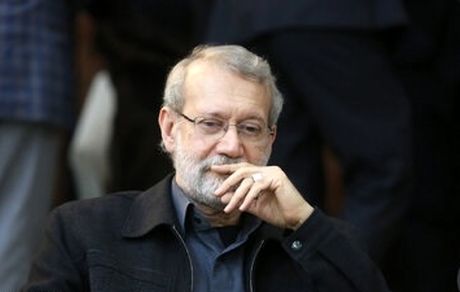 لاریجانی خطاب به آمریکایی‌ها: دو راه حل دارید، برجام یا توافق جدید