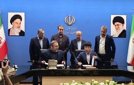 امضای نخستین قرارداد صادرات خدمات فنی و مهندسی تکنولوژی ایرانی تولید آهن اسفنجی