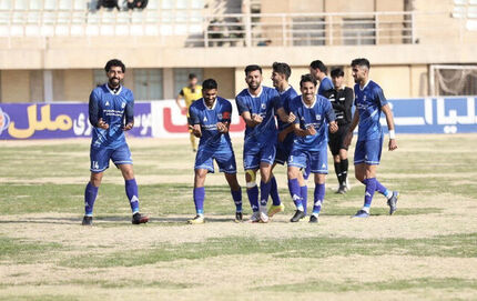 نماینده اردکان قهرمان دور رفت لیگ دسته یک فوتبال