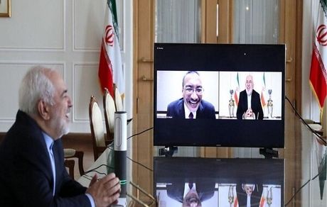 ظریف بر استفاده از مکانیزم تجارت تهاتری با مالزی تاکید کرد